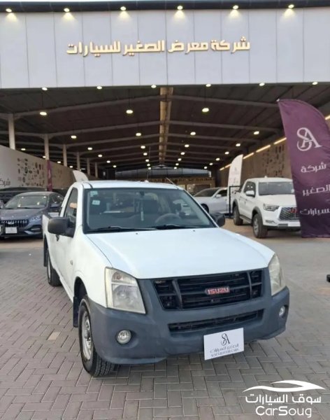 ايسوزو دي ماكس غمارة ستاندر 2WD موديل 2008