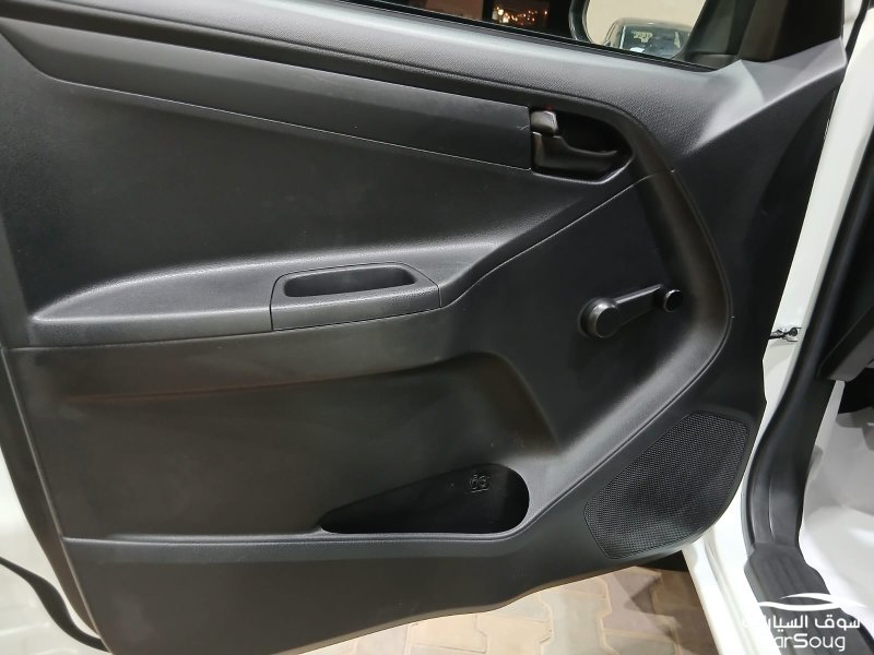 ايسوزو دي ماكس غمارتين 4WD LS موديل 2024