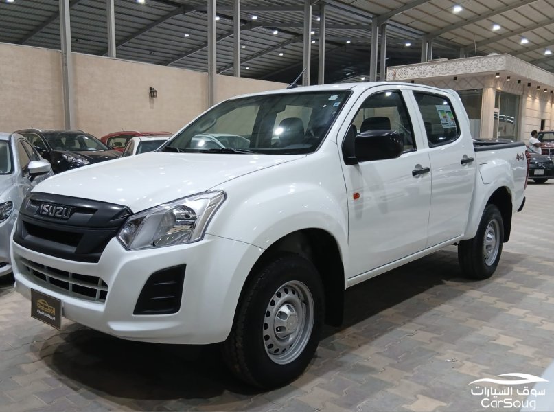 ايسوزو دي ماكس غمارتين 4WD LS موديل 2024