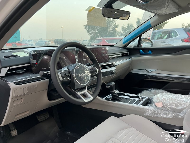 كيا K5 ستاندرد مطور موديل 2025