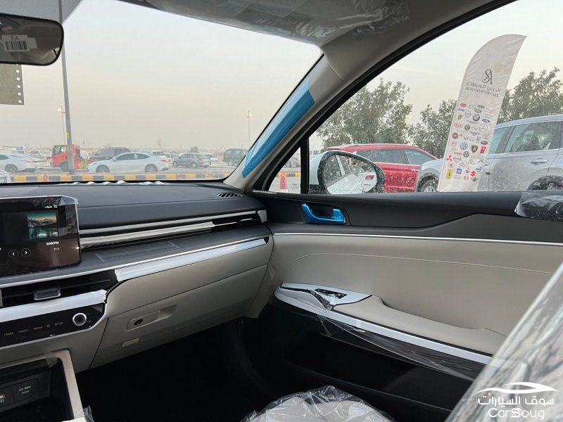 كيا K5 ستاندرد مطور موديل 2025