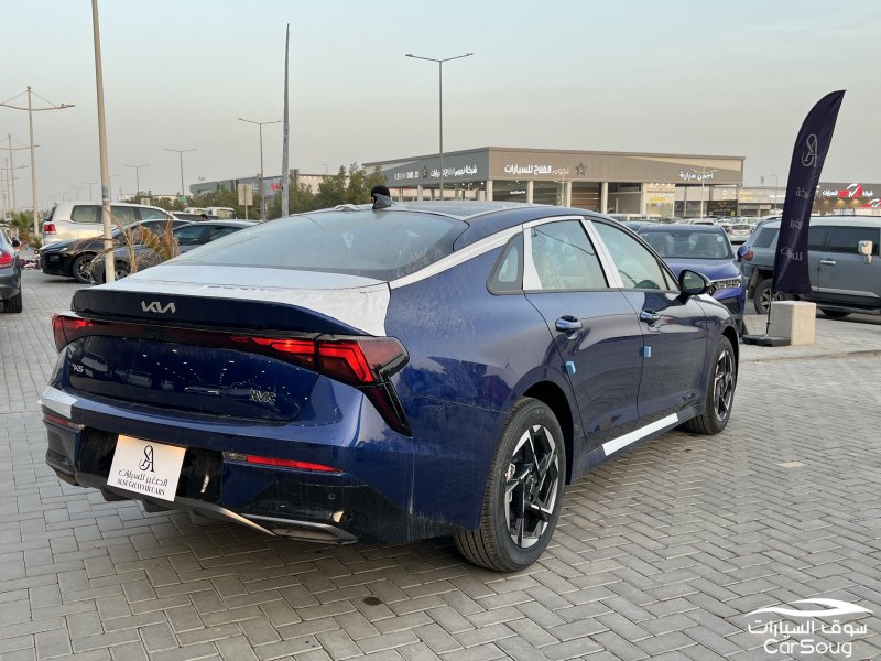 كيا K5 ستاندرد مطور موديل 2026