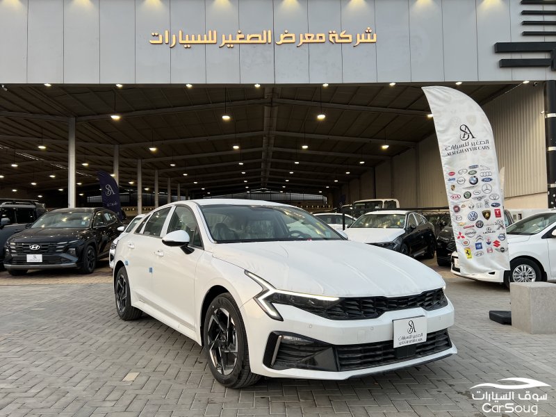كيا K5 ستاندرد مطور موديل 2026