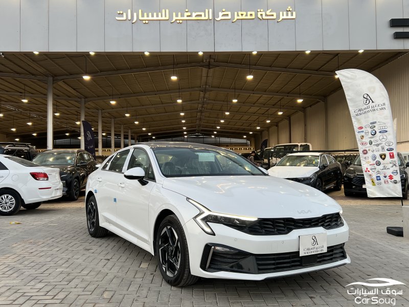 كيا K5 سقف بانوراما موديل 2026