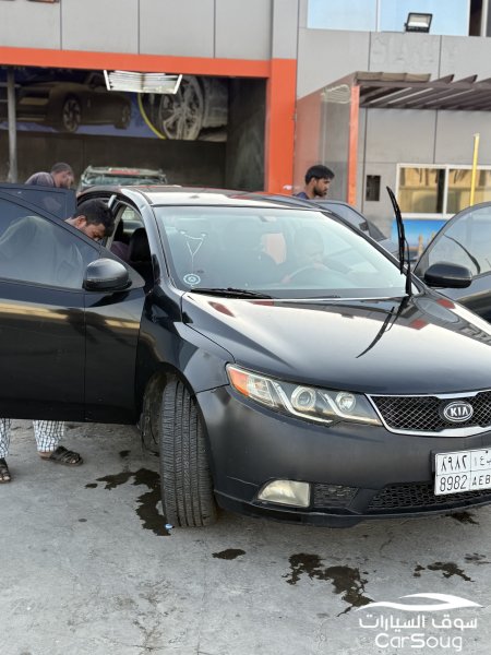 تبوك حي النهضه خلف مستشفى الملك خالد