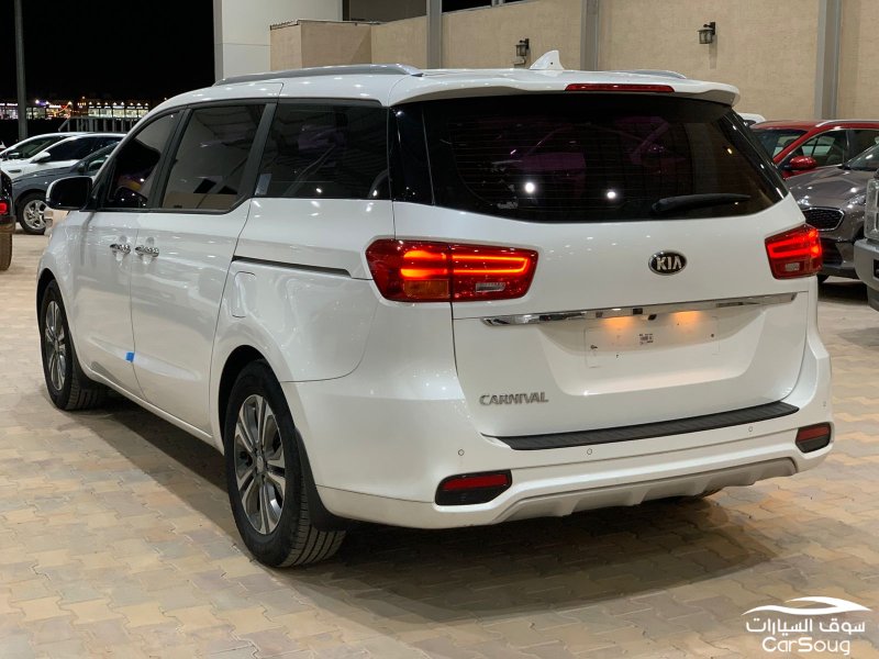 كيا كرنفال نص فل ديزل كوري موديل 2020