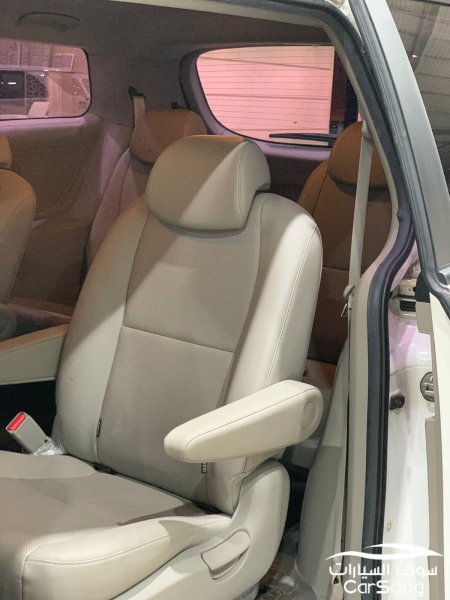 كيا كرنفال نص فل ديزل كوري موديل 2020