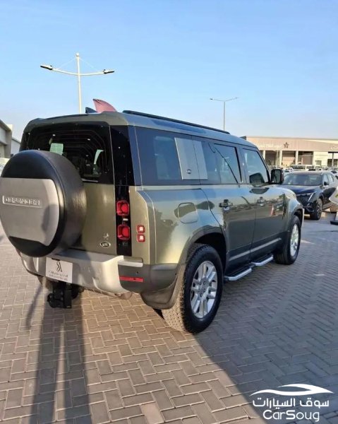 لاند روفر ديفندر X110 V4 موديل 2022