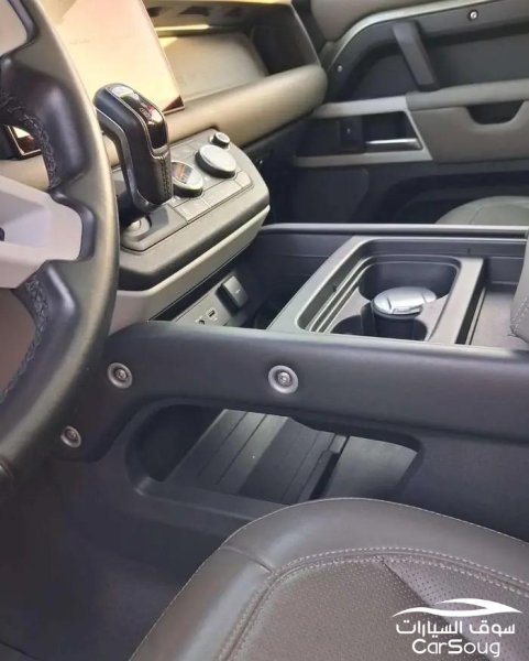 لاند روفر ديفندر X110 V4 موديل 2022