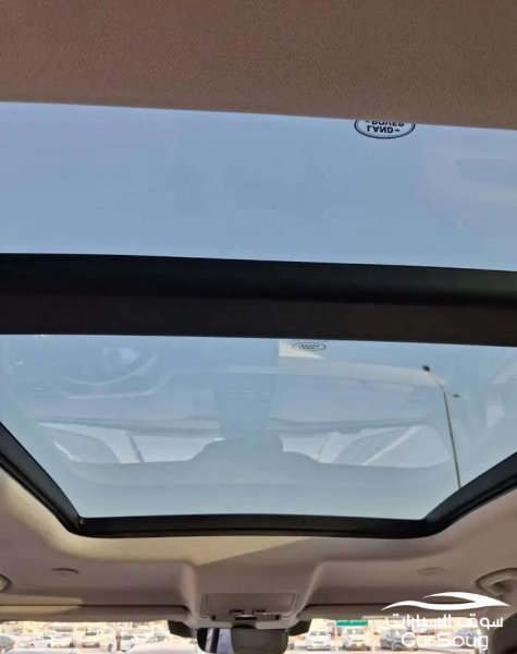 لاند روفر ديفندر X110 V4 موديل 2022