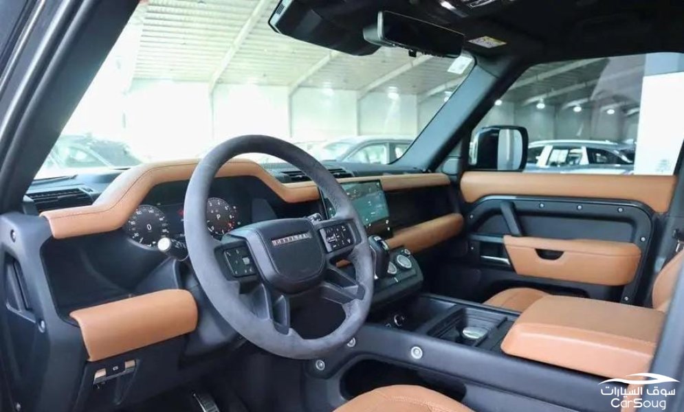 لاند روفر ديفندر X110 V8 موديل 2024 جديده