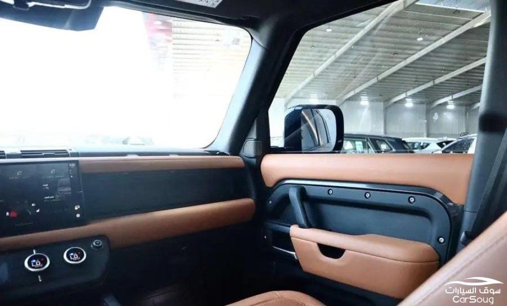 لاند روفر ديفندر X110 V8 موديل 2024 جديده