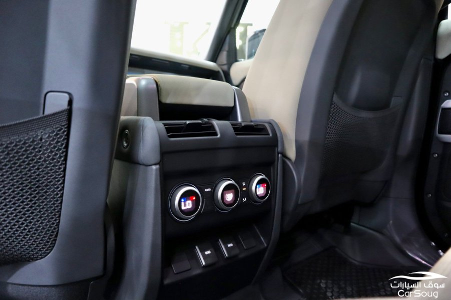 لاند روفر ديفندر X110 V4 موديل 2024 جديده