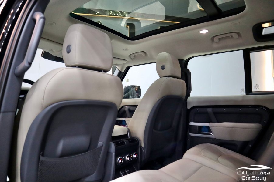 لاند روفر ديفندر X110 V4 موديل 2024 جديده