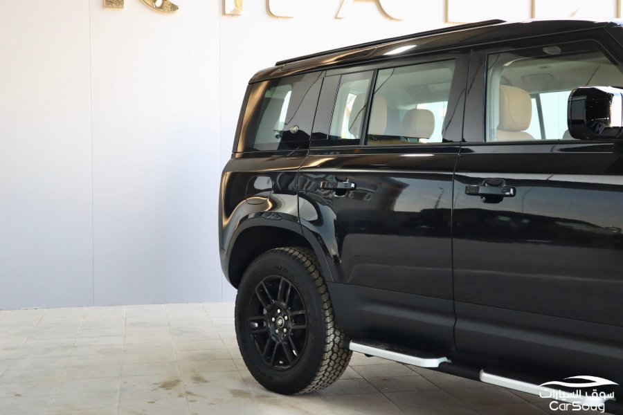 لاند روفر ديفندر X110 V4 موديل 2024 جديده