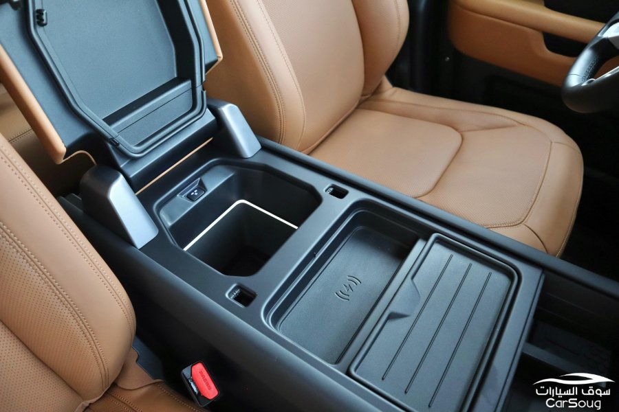 لاند روفر ديفندر X110 V4 موديل 2024 جديده