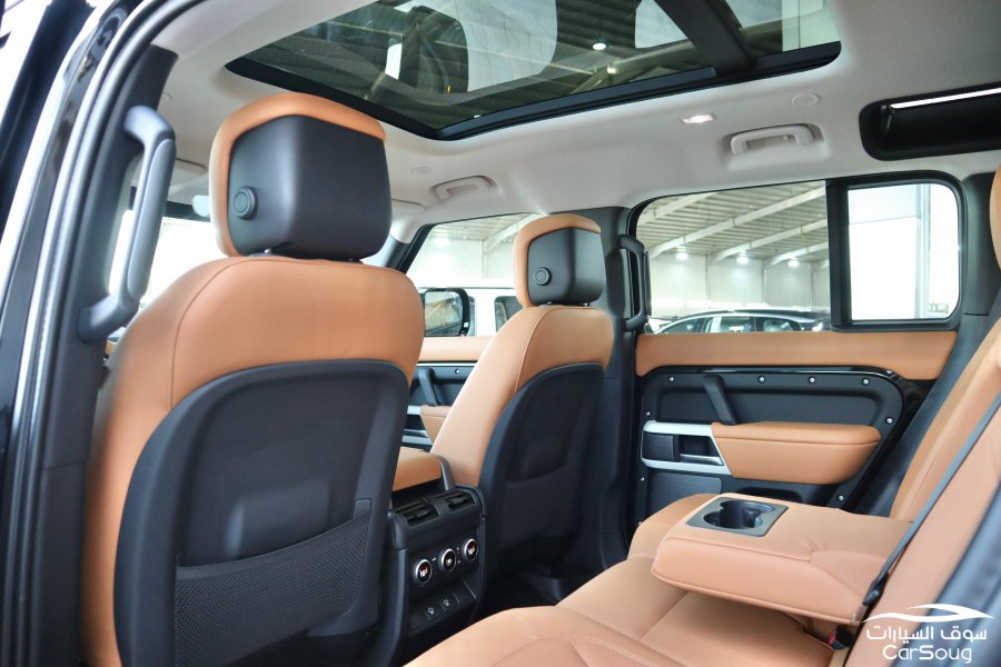 لاند روفر ديفندر X110 V4 موديل 2024 جديده