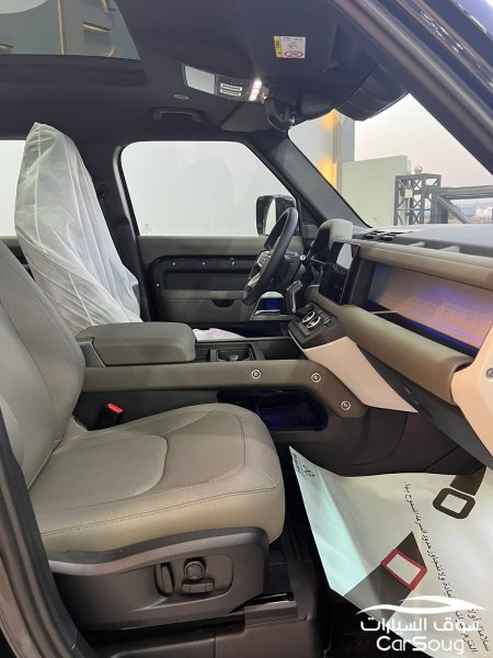 لاند روفر ديفندر X110 V4 موديل 2024 جديده