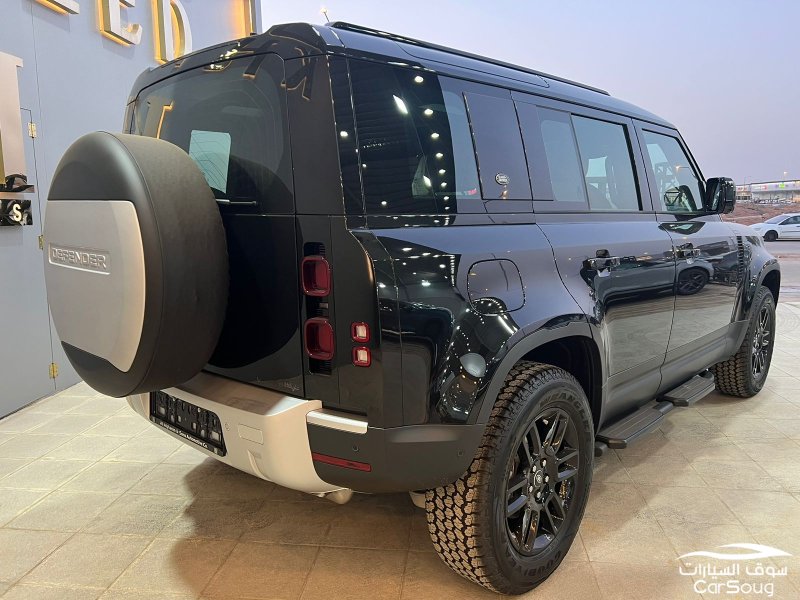 لاند روفر ديفندر X110 V4 موديل 2024 جديده