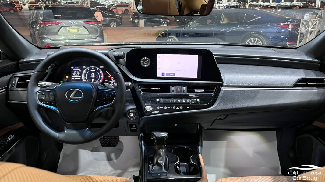 لكزس ES 250 ستاندرد سعودي موديل 2023