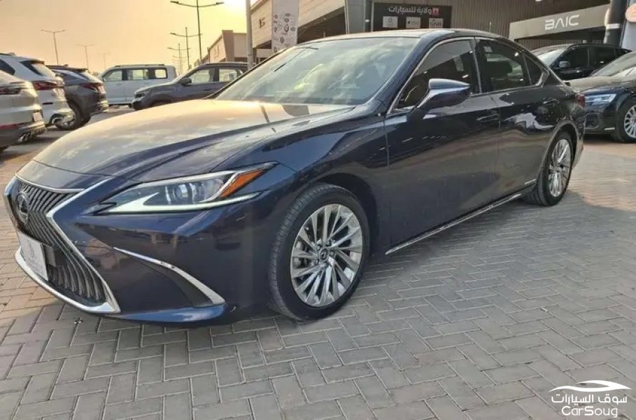 لكزس ES300 AH موديل 2020