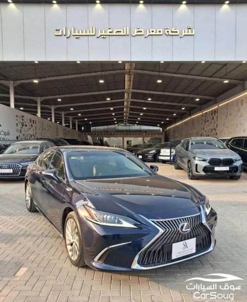 لكزس ES300 AH موديل 2020