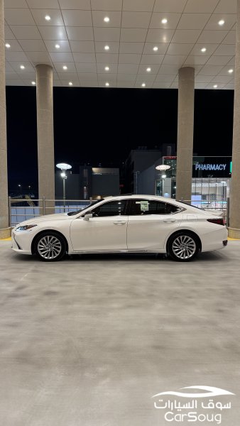 لكزس es300 2023 هايبرد