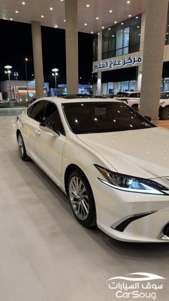 لكزس es300 2023 هايبرد