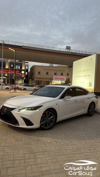 لكزس ES350 F Sport – موديل 2019