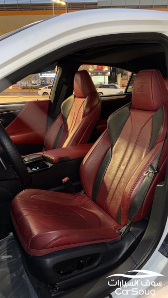 لكزس ES350 F Sport – موديل 2019