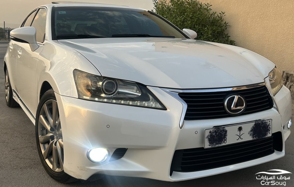 لكزس GS350 موديل 2015