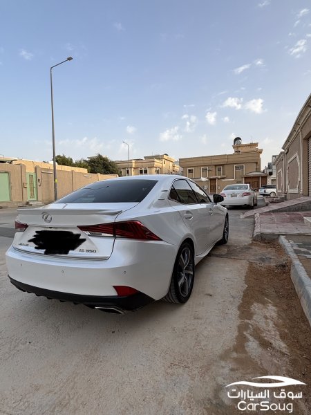 لكزس 2020 is 350