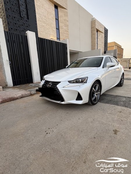 لكزس is350 2020 وكالة