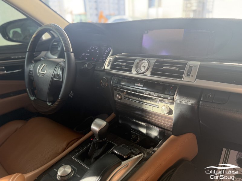 بكزس LS460شورت موديل 2016