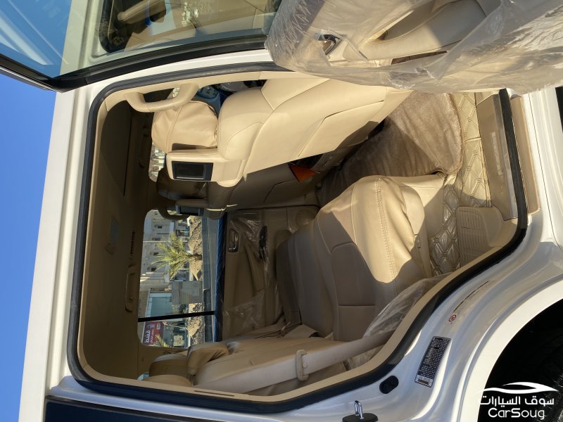 لكزس LX 570 فل اوبشن S موديل 2015