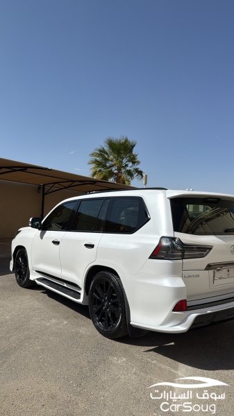 جيب لكزس 2020 فئة البلاك إدشن