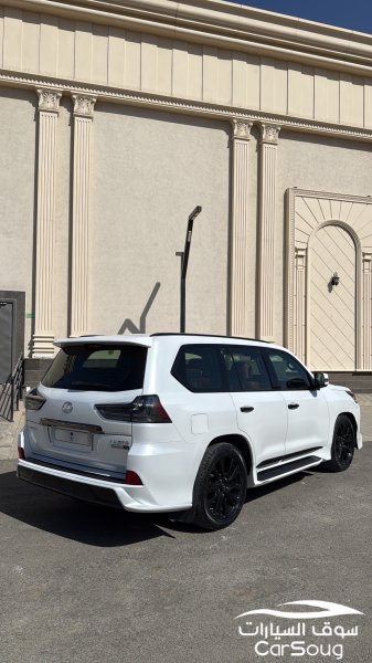 جيب لكزس 2020 فئة البلاك إدشن