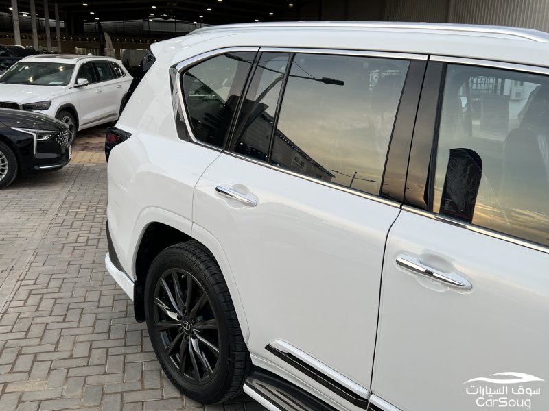 لكزس LX 600 f sport موديل 2025