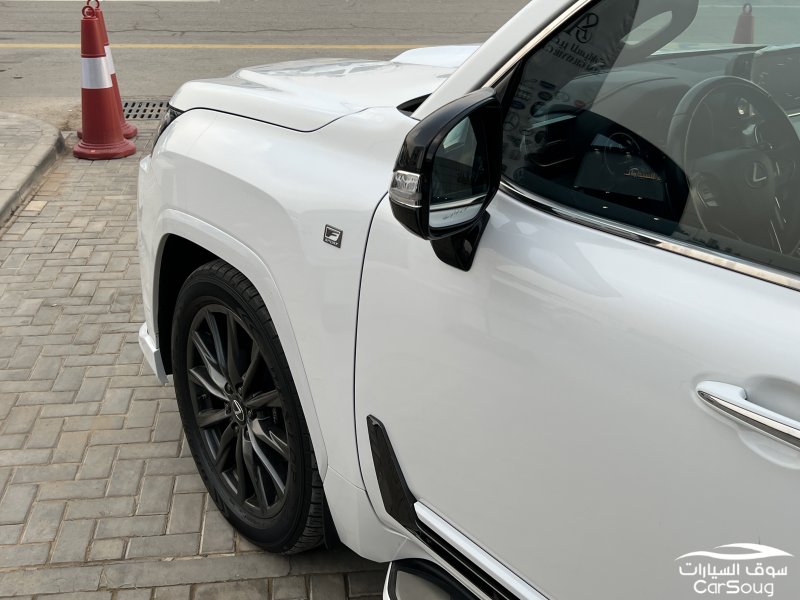 لكزس LX 600 f sport موديل 2025