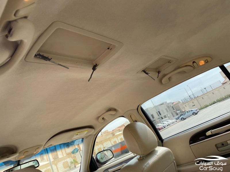 لنكولن تاون كار موديل 2008 لارج