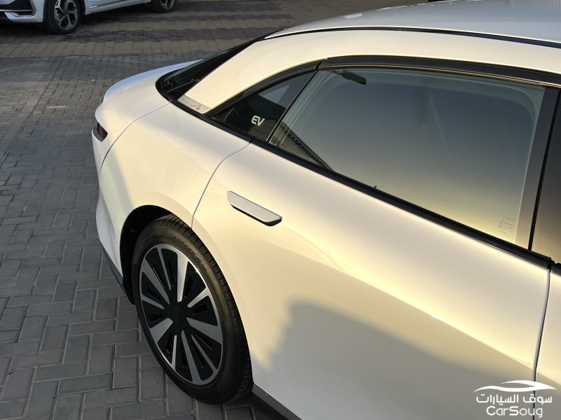 لوسيد اير بيور موديل 2024