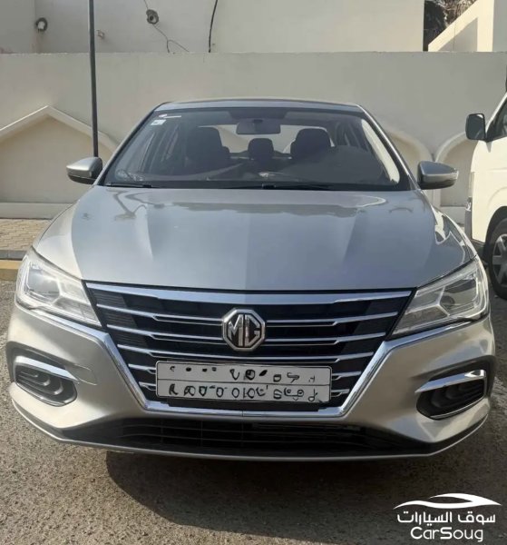 ام جي MG 5 نص فل موديل 2023