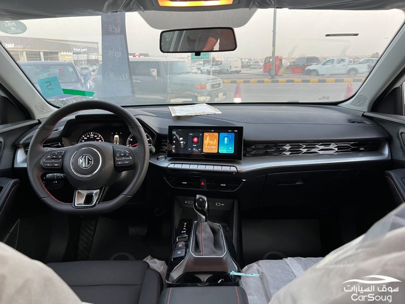 ام جي MG 5 ستاندرد موديل 2025