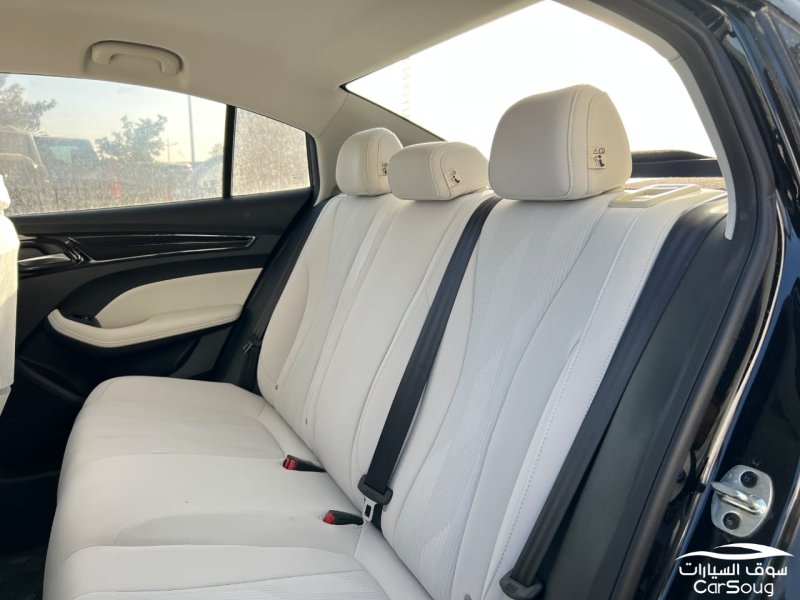 ام جي MG 5 ستاندرد موديل 2025