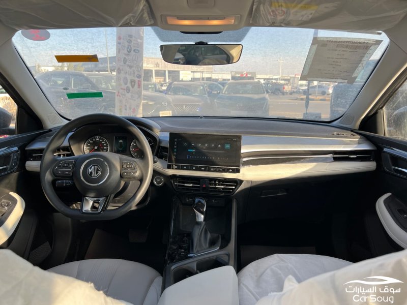 ام جي MG 5 ستاندرد موديل 2025