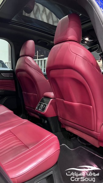 مازيراتي جريكاليه مودينا موديل 2023 فئة نايت بكج