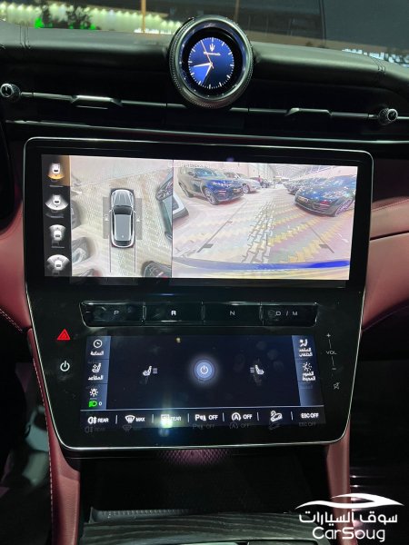 مازيراتي جريكاليه مودينا موديل 2023 فئة نايت بكج