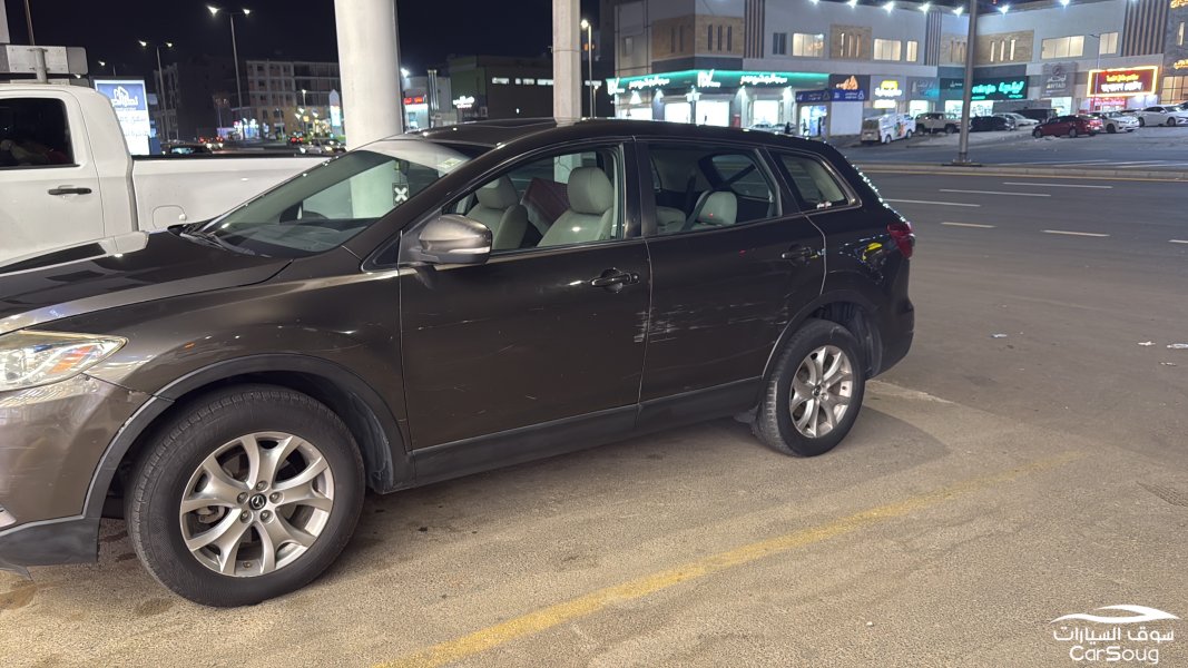 مازدا CX9 نص فل موديل 2015