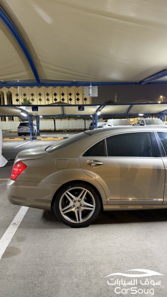 مرسيدس بنز موديل 2010