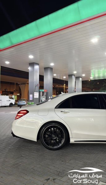للبيع مرسيديس موديل 2015 S500 محول S63
